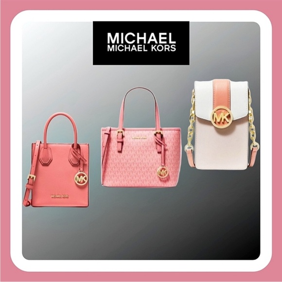 Michael Kors Carmen Blush Crossbody Bag - Picture 5 of 5